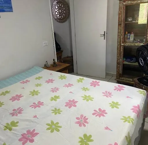 Casa Com Piscina A 500 Metros Da Praia